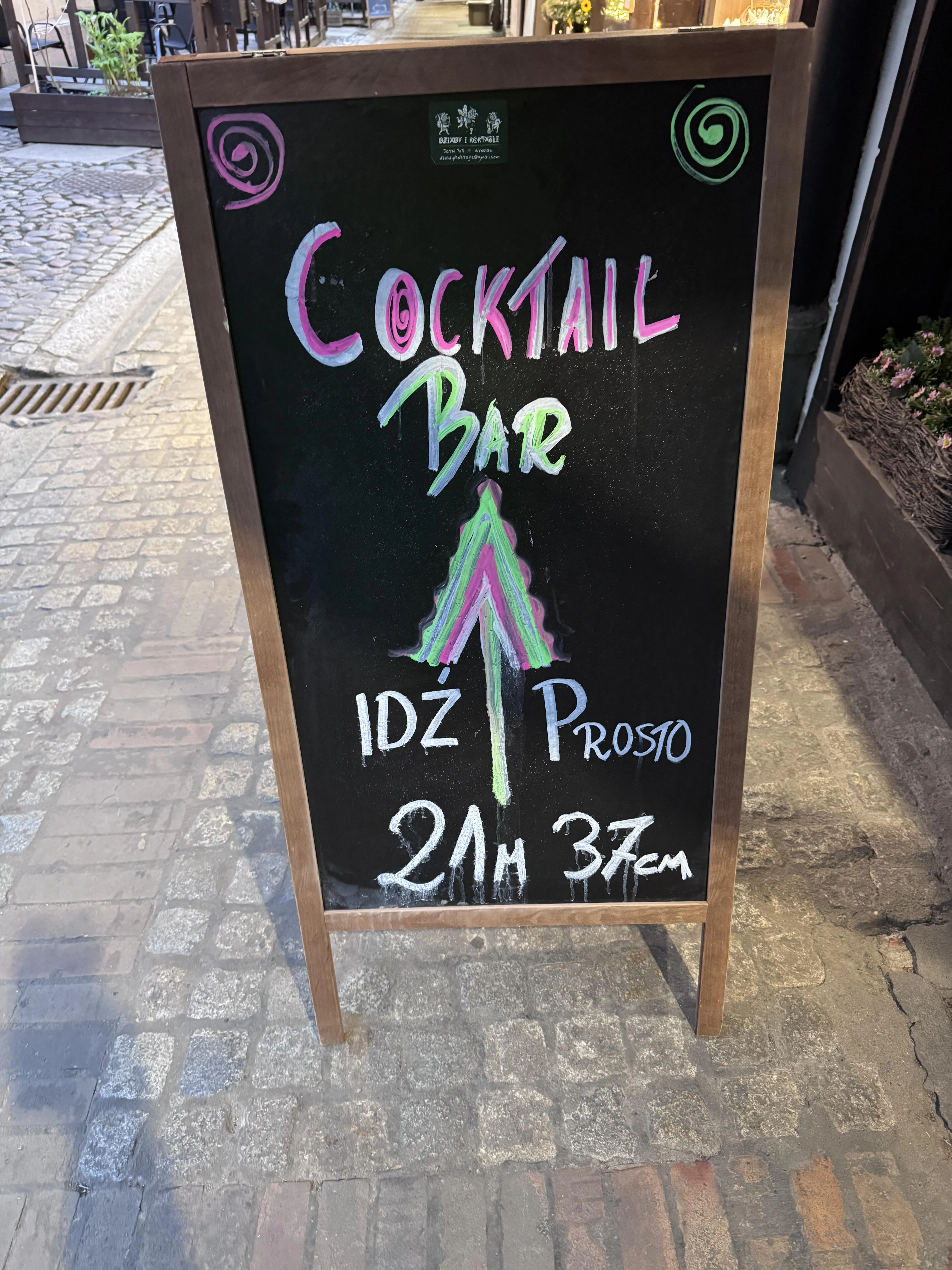 Papieżu święty w dystansie do baru zaklęty